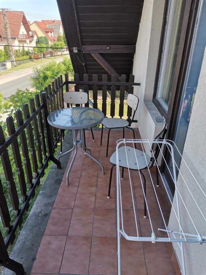 Roland Apartman Apartment Balatonlelle Exterior photo