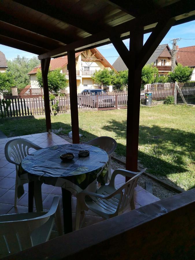 Roland Apartman Apartment Balatonlelle Exterior photo