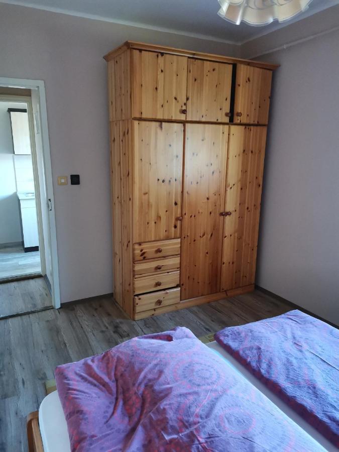Roland Apartman Apartment Balatonlelle Exterior photo
