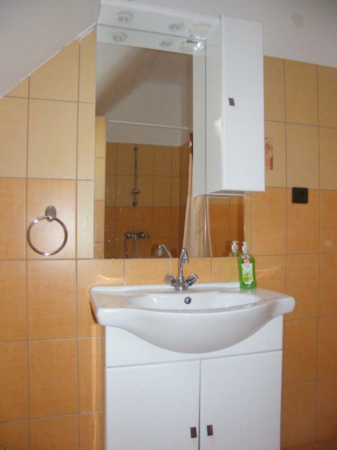 Roland Apartman Apartment Balatonlelle Exterior photo